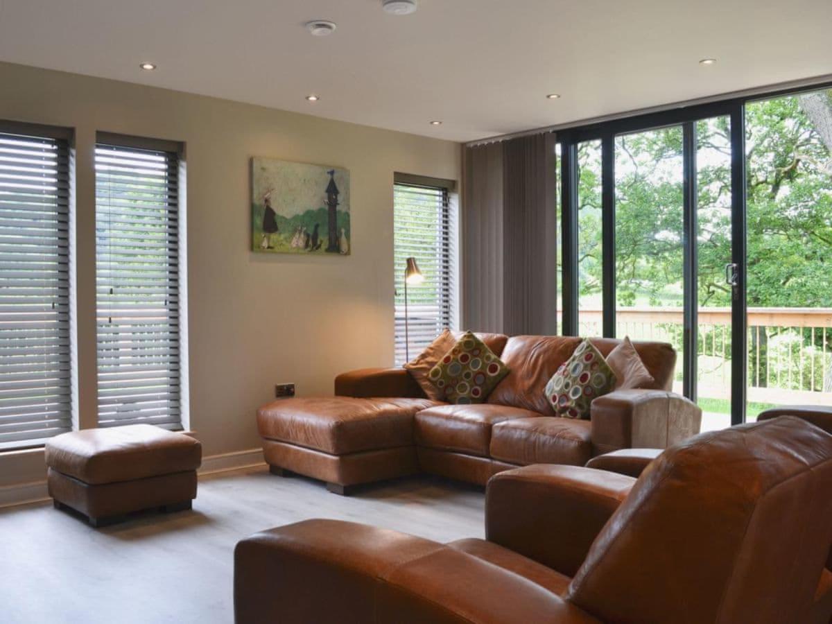 Elm Escapes Villa Knighton  Exterior foto