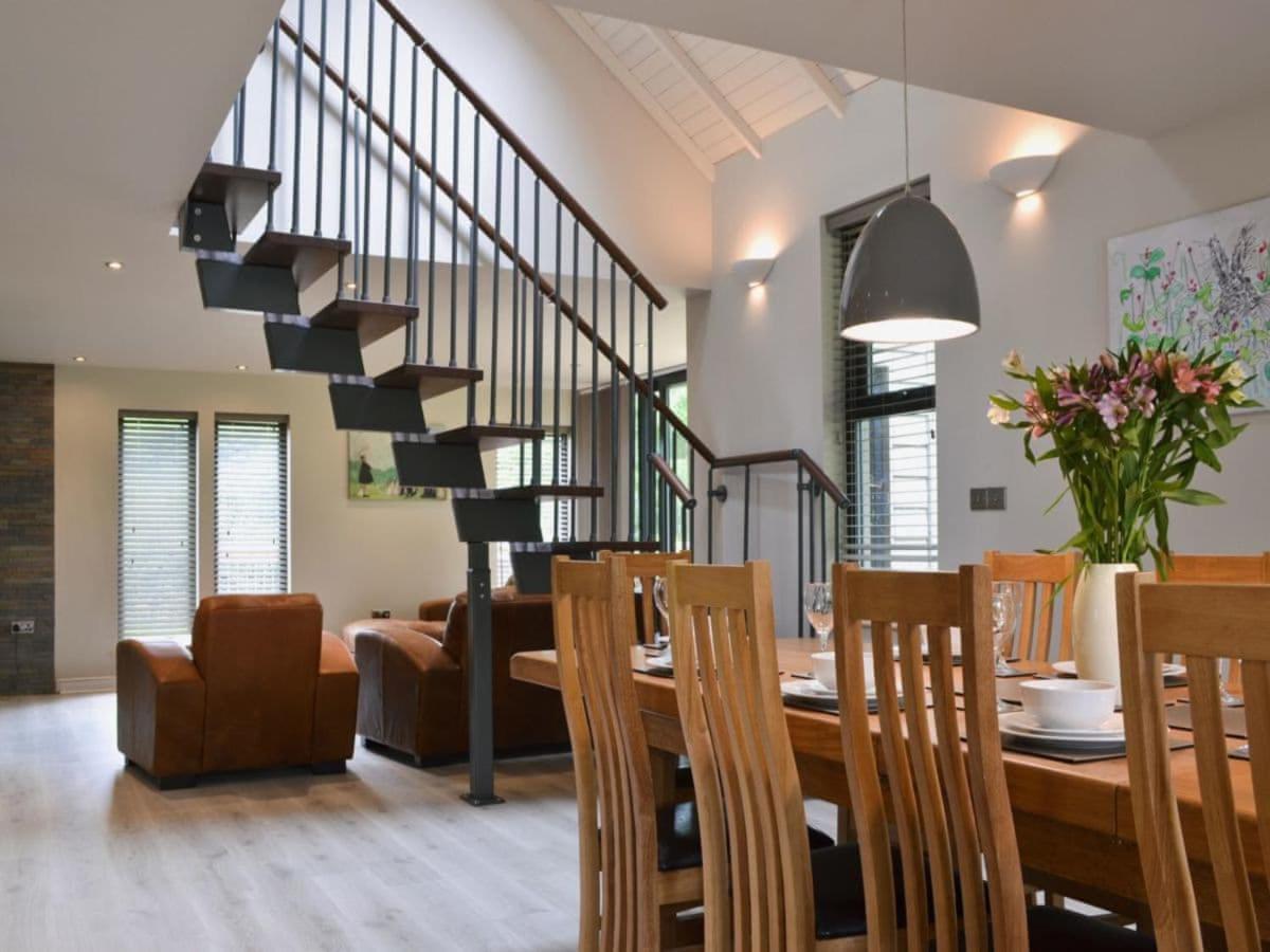 Elm Escapes Villa Knighton  Exterior foto